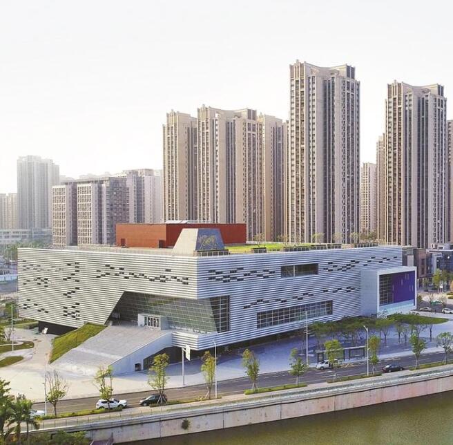 深圳市坪山文化中心